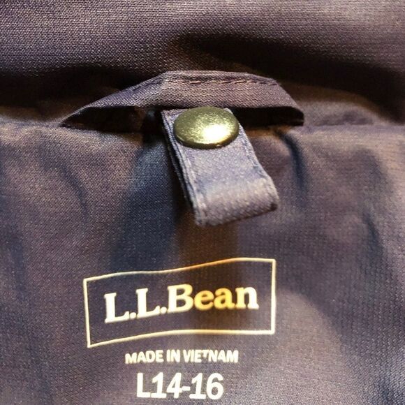 L.L. BEAN LIGHTWEIGHT HOODED JACKET - Picture 10 of 13